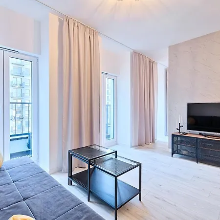 Apartment Diasfera I By Lookap
